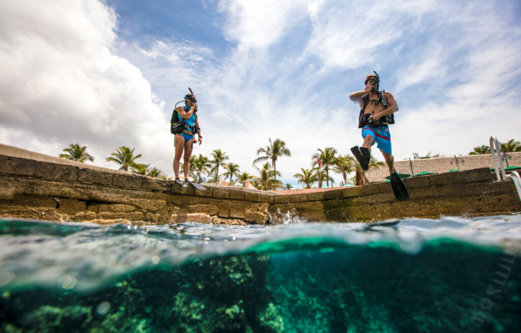 Guided Snorkeling Tour⼁Crashboat Watersports